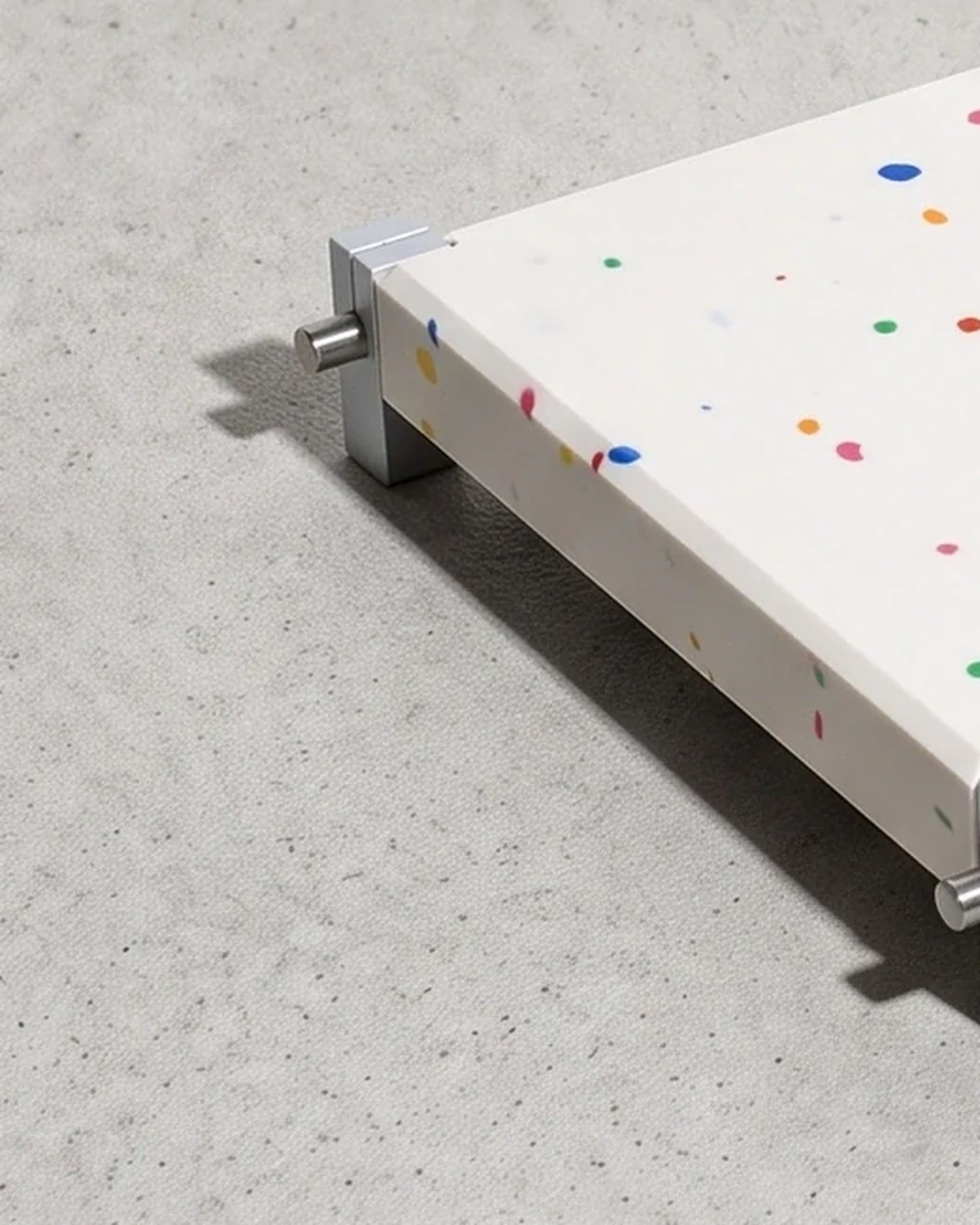 Confectioner, organiser 24 × 16, white, colour flecks: base close-up
